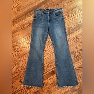 Kut from the Kloth Stella Flare Jeans – Raw Hem – Size 10